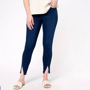 NWOT Belle Flexibelle Diagonal Seam Jeggings Rinse Wash Light Blue Jeans